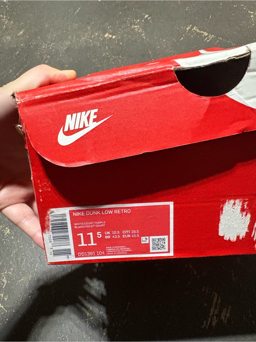 Nike Dunk Low Retro Purple & White Low-Top Sneaker - Unisex - BRAND NEW IN BOX - Picture 3 of 5